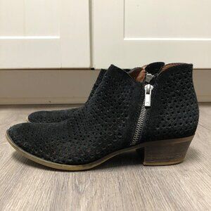 Lucky Brand Women's Size 7.5 Black Suede Leather Laser Cut Ankle Booties Boots